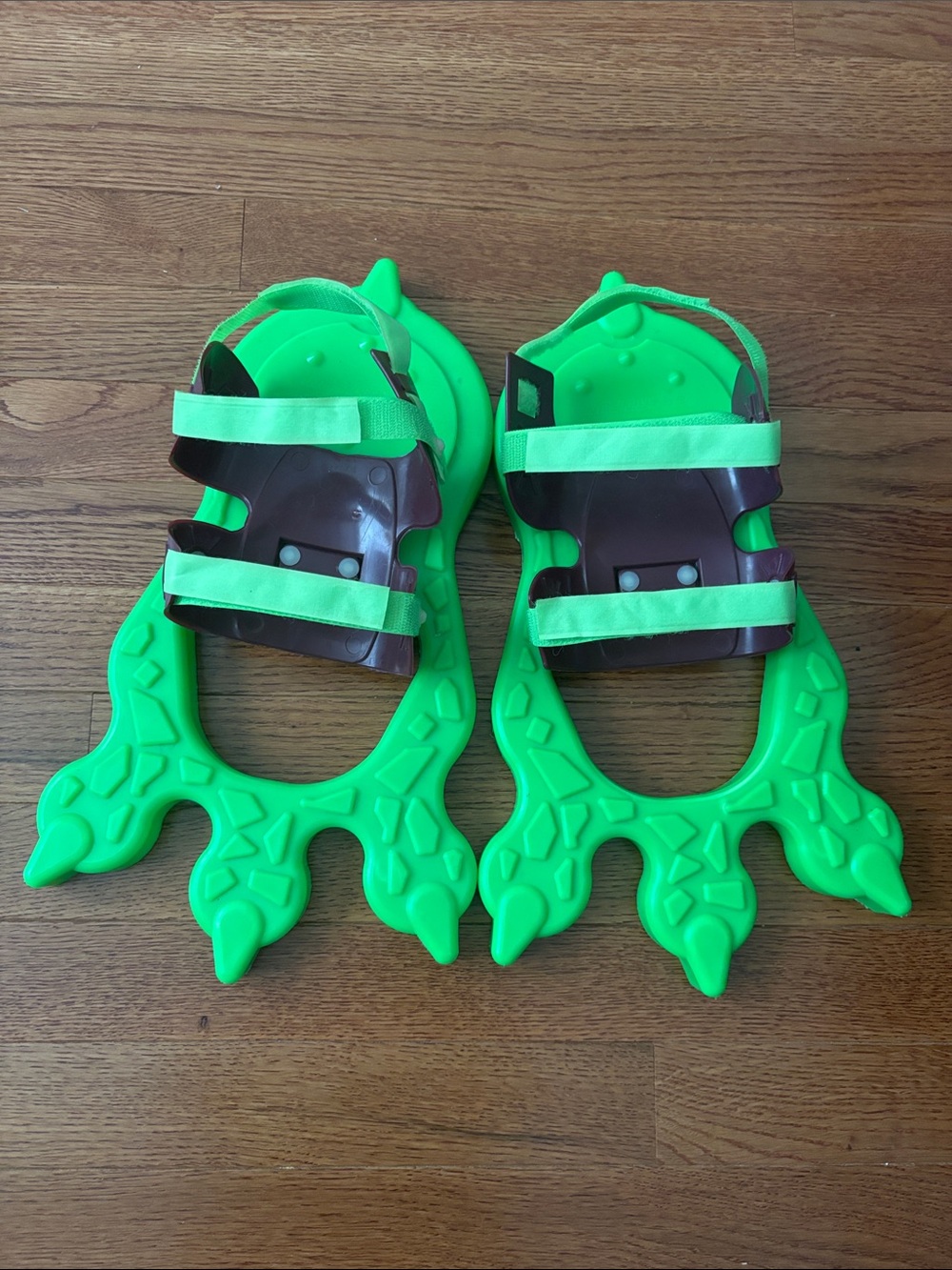 Sport Fun Kids Velcro Strap on Monster Dinosaur Feet Costume or Play
